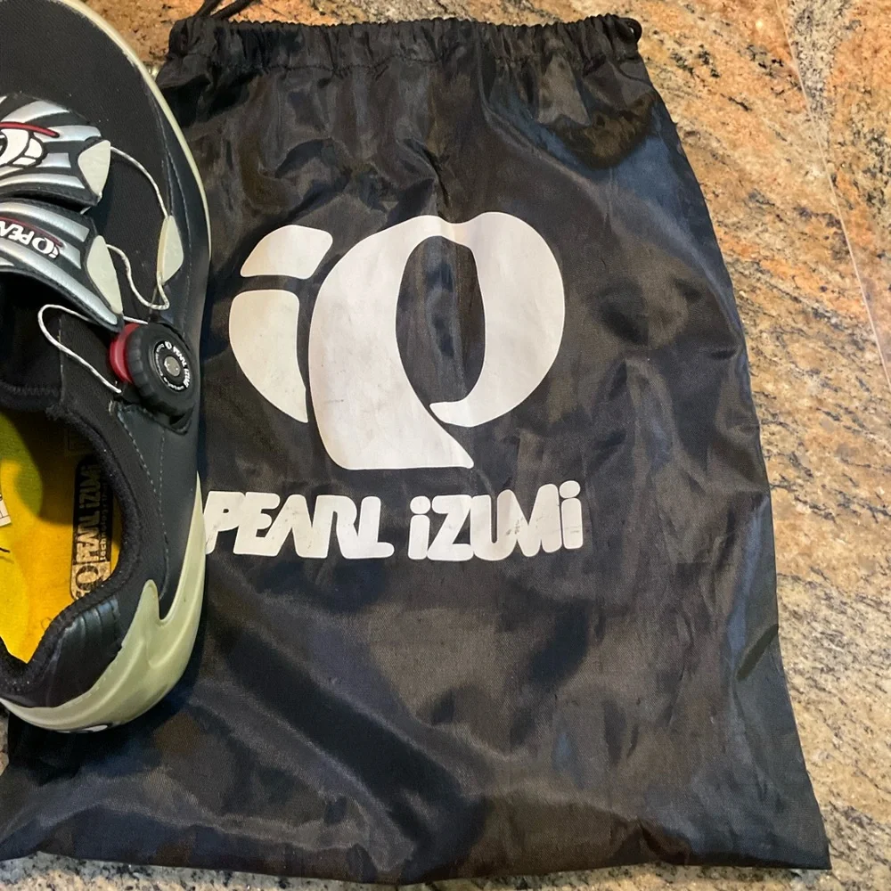 Pearl Izumi Cycling Shoes, Men’s Size 12.5